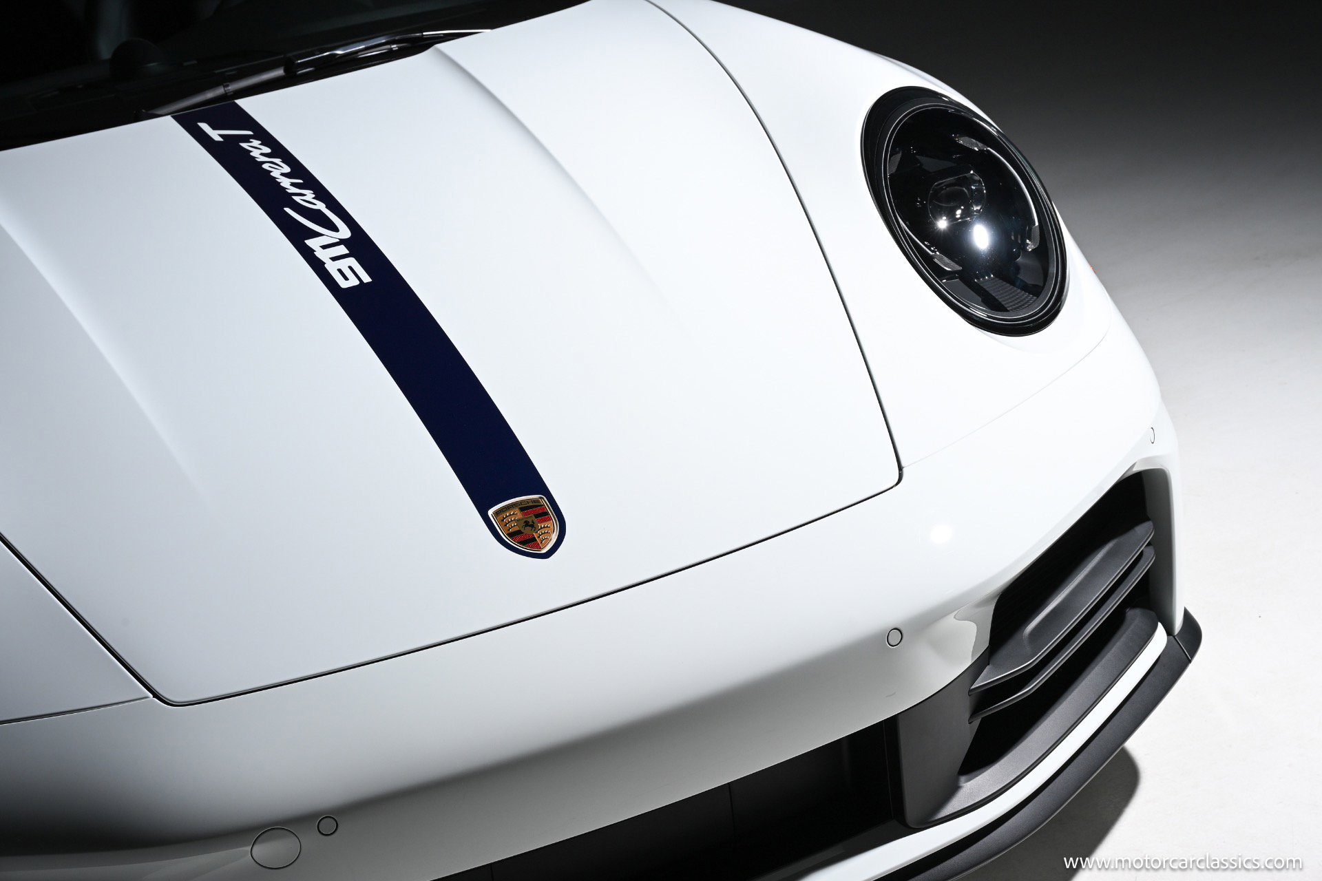 Used 2026 Porsche 911 Carrera T RWD image 14