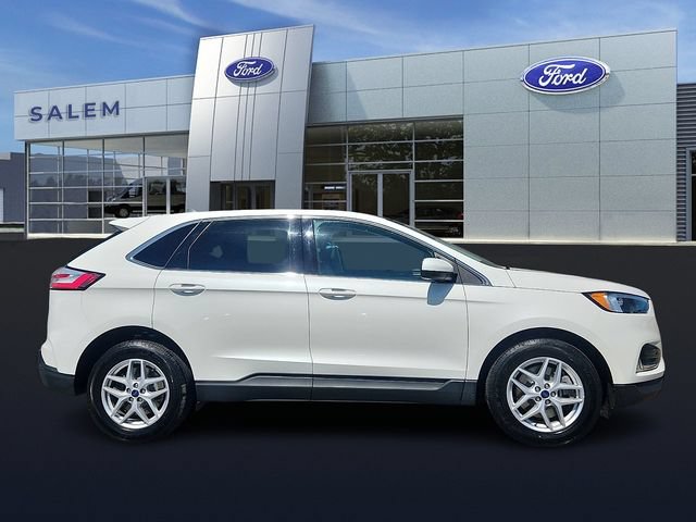 Certified 2022 Ford Edge SEL w/ Convenience Package AWD/4WD image 2