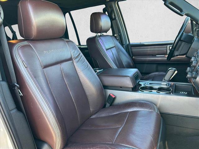 Used 2016 Ford Expedition EL Platinum RWD image 25
