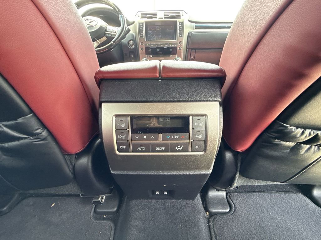 Used 2021 Lexus GX 460 Premium w/ Premium Package image 18
