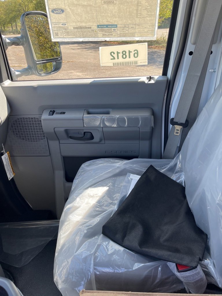 New 2025 Ford E-350 and Econoline 350 Super Duty w/ Power Equipment Group image 10