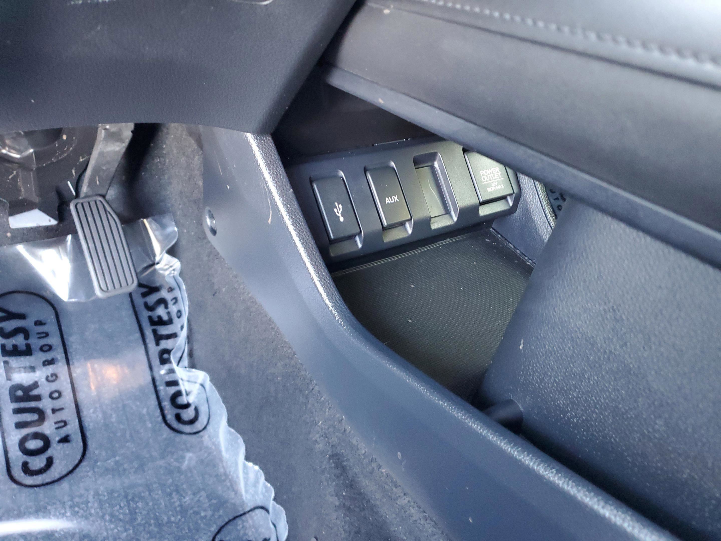 Used 2017 Honda HR-V LX image 21