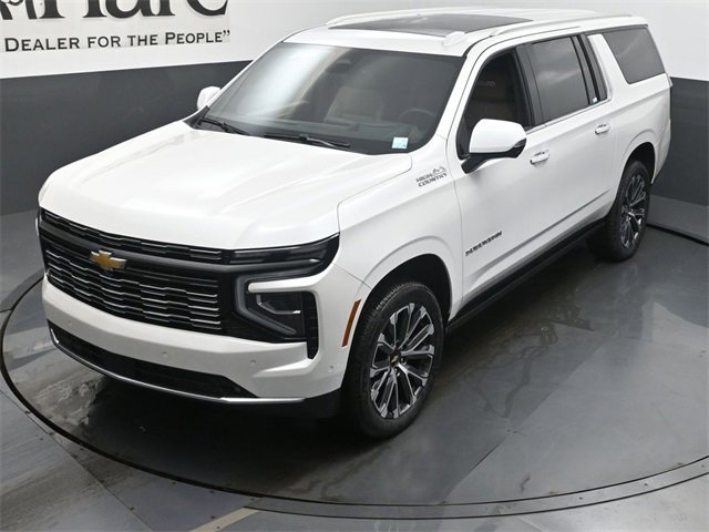 New 2025 Chevrolet Suburban High Country image 24