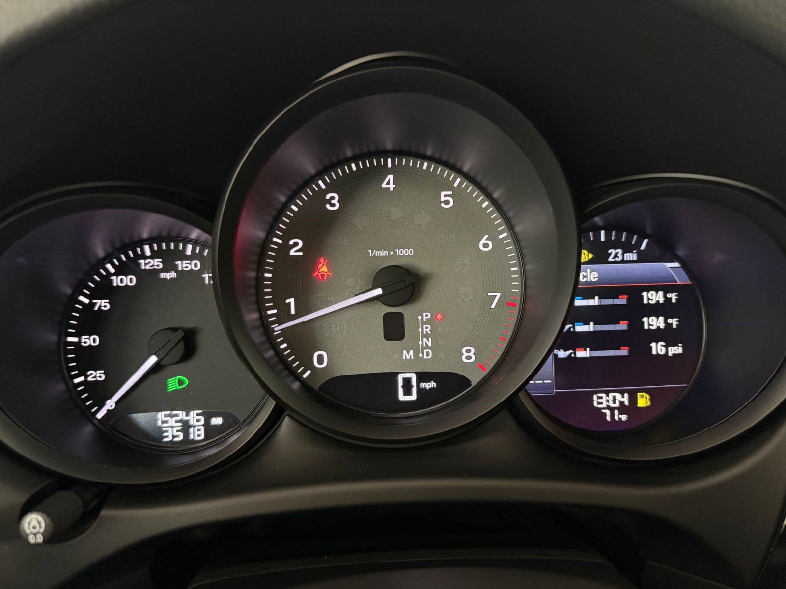Used 2024 Porsche Macan S AWD/4WD image 18