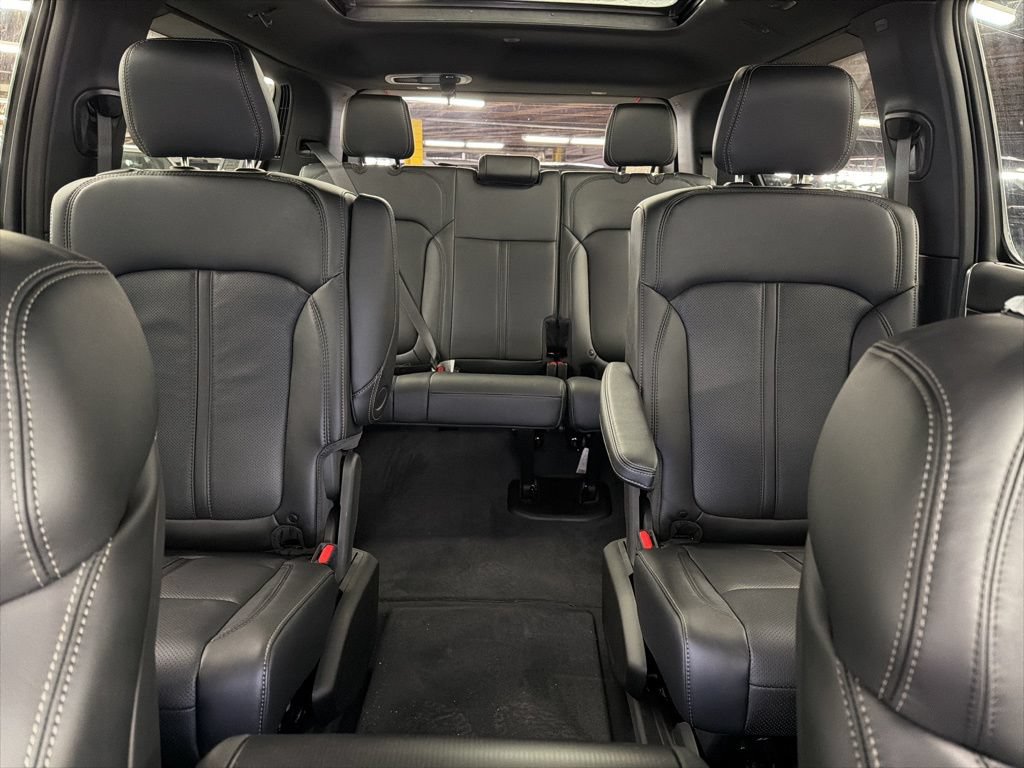 New 2026 Jeep Grand Wagoneer Summit AWD/4WD image 26
