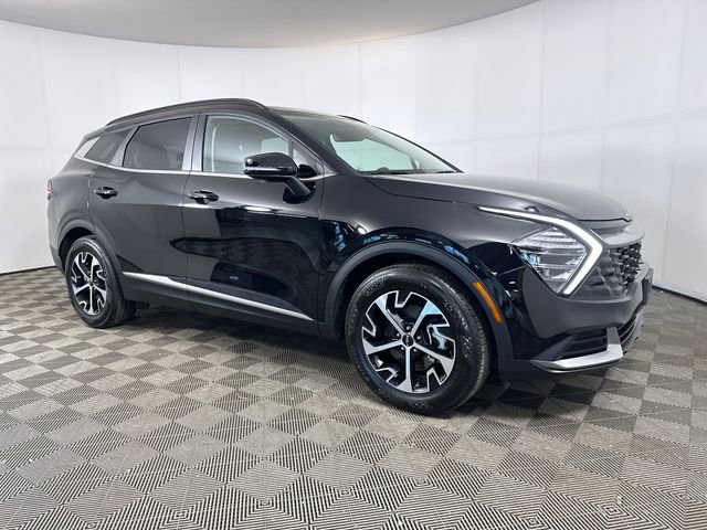 Used 2025 Kia Sportage EX w/ Premium Package FWD image 2