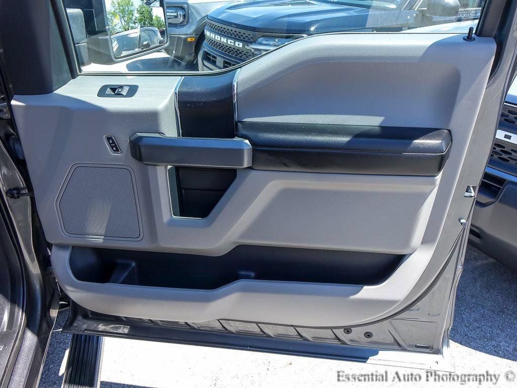 Used 2016 Ford F150 XLT RWD image 21