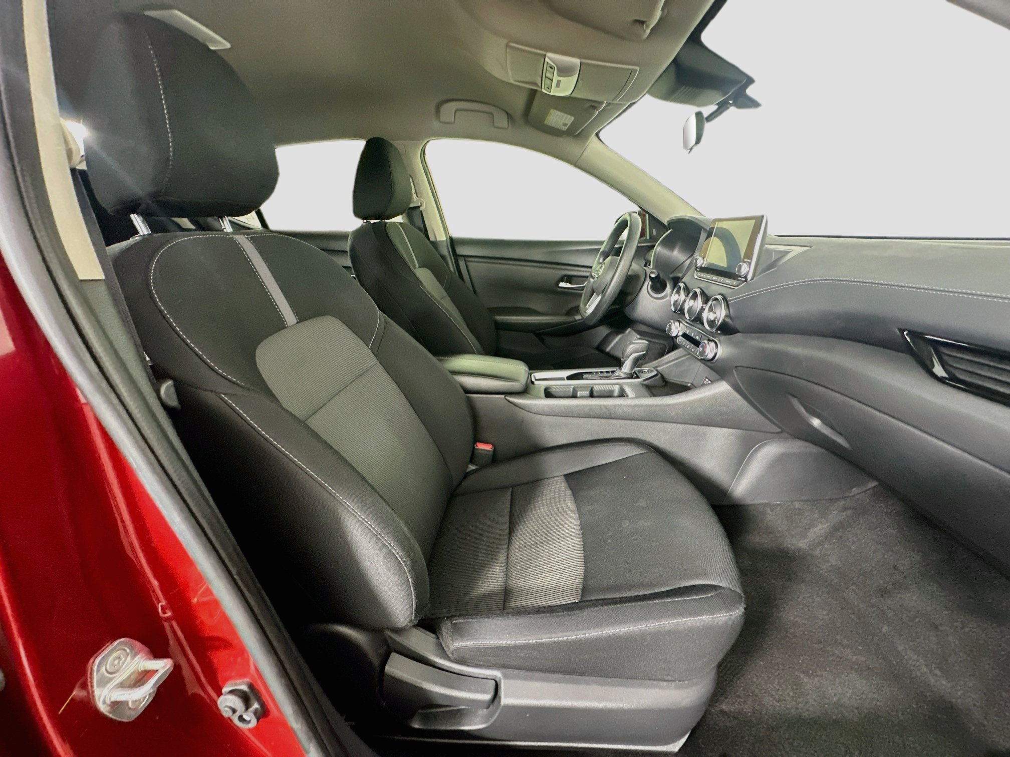 Used 2023 Nissan Sentra SV FWD image 29