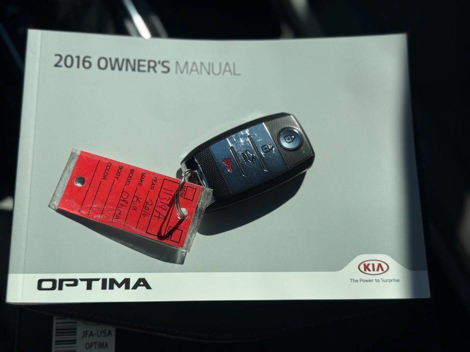 Used 2016 Kia Optima EX w/ Premium Package image 29