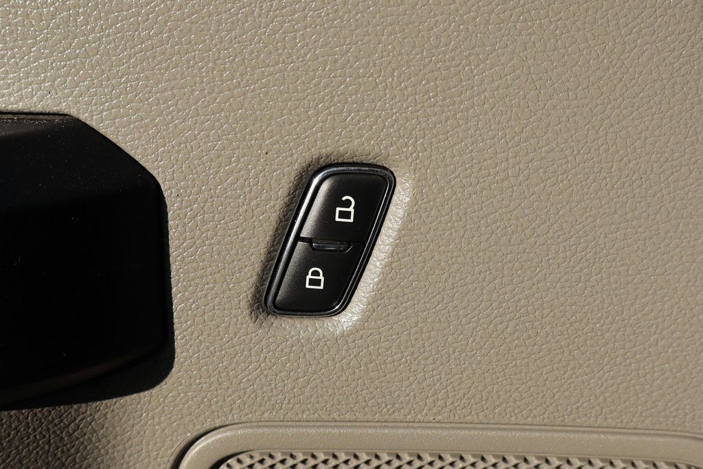 Used 2021 Ford F550 XL image 18