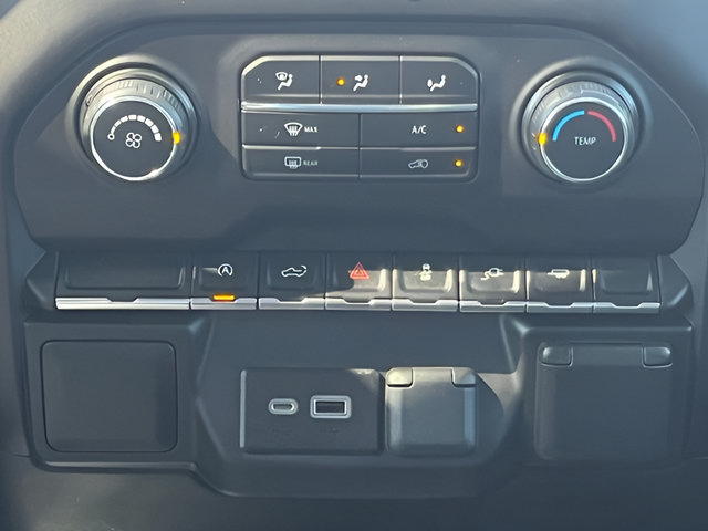Used 2022 Chevrolet Silverado 1500 Custom RWD image 24