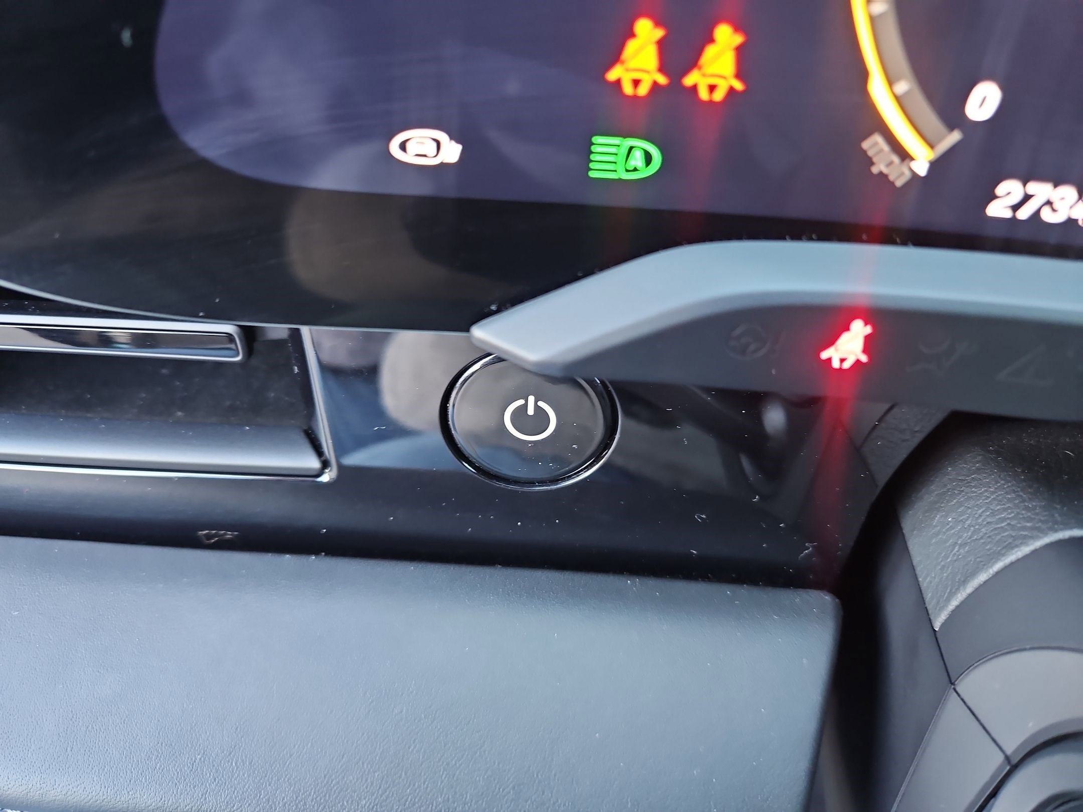 Used 2020 Porsche Taycan Turbo image 22