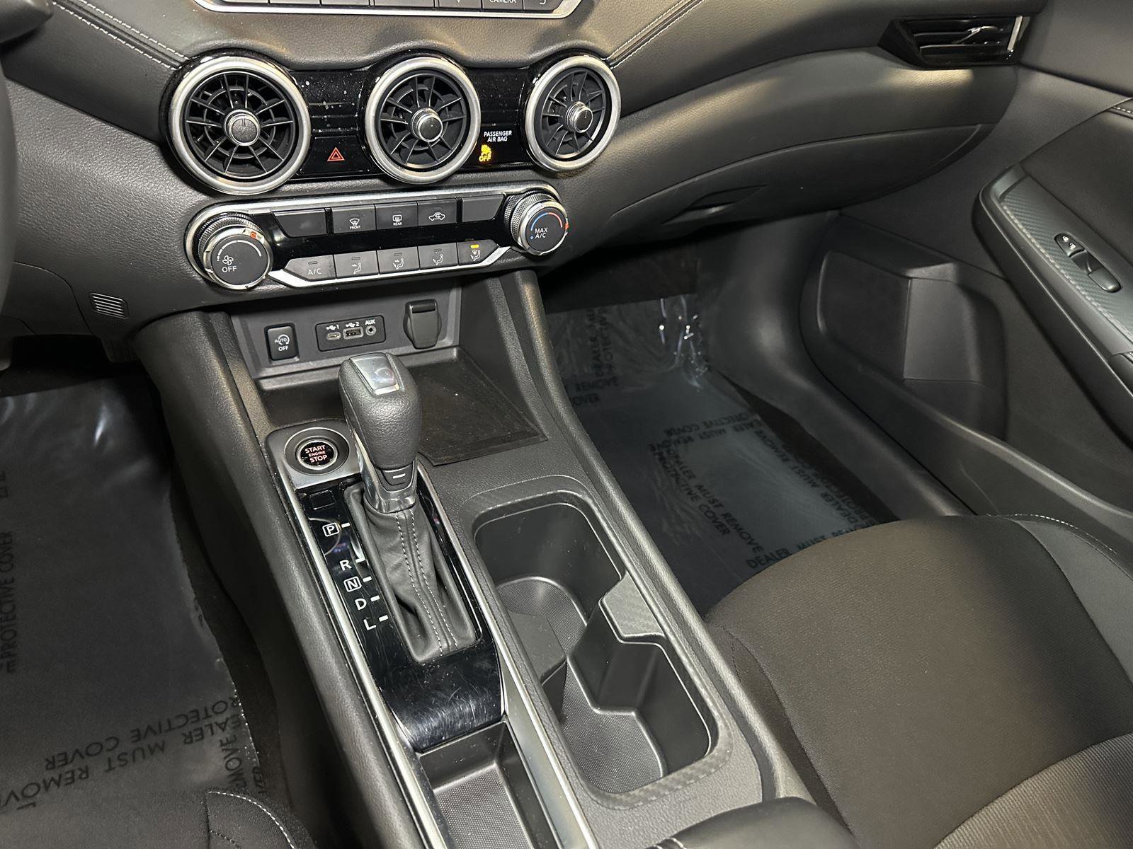 Used 2025 Nissan Sentra SV image 28