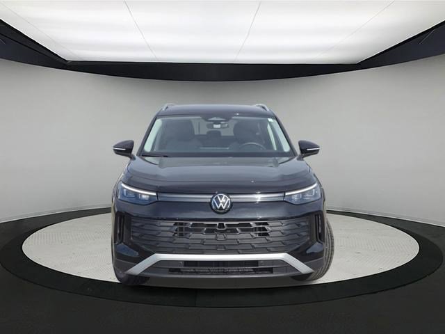 New 2025 Volkswagen Tiguan S AWD/4WD image 2