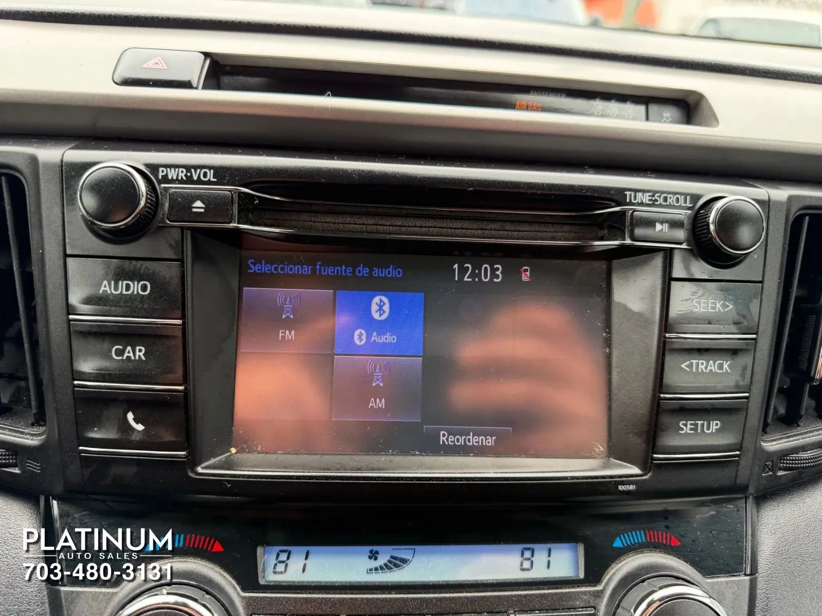 Used 2018 Toyota RAV4 XLE image 10