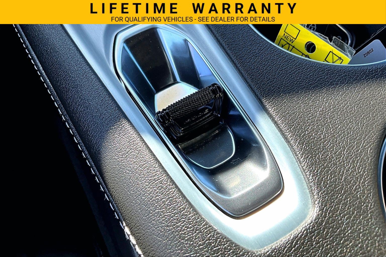 Used 2026 Chevrolet Corvette Stingray Convertible w/ 1LT RWD image 26