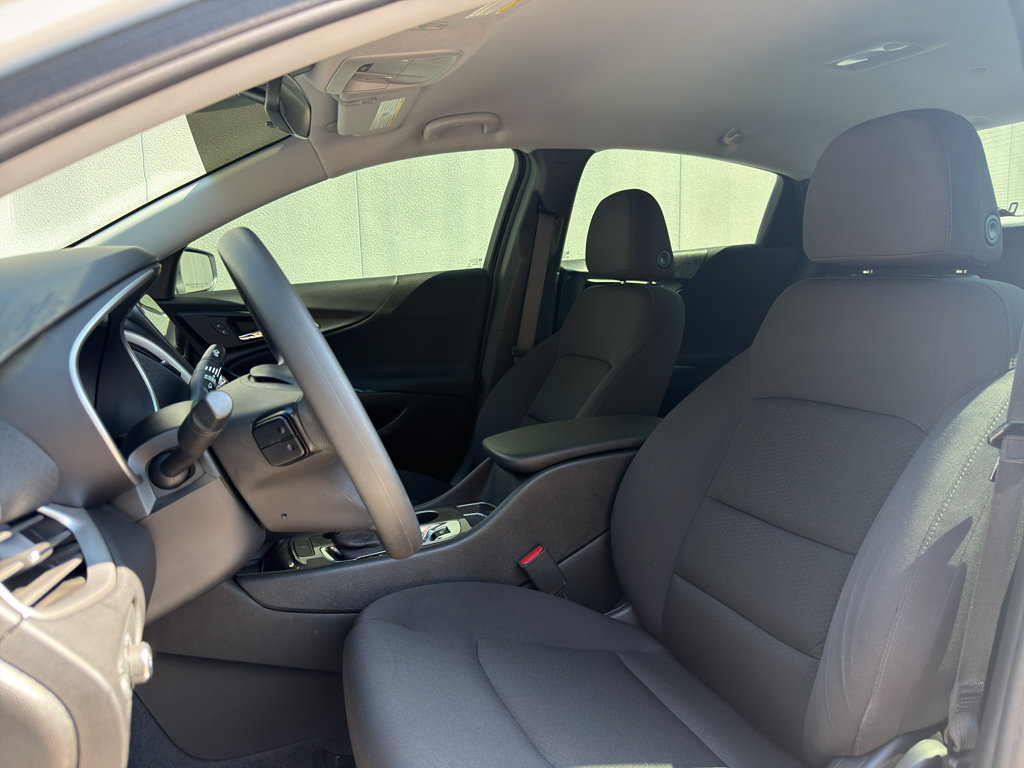Used 2023 Chevrolet Malibu LS FWD image 11