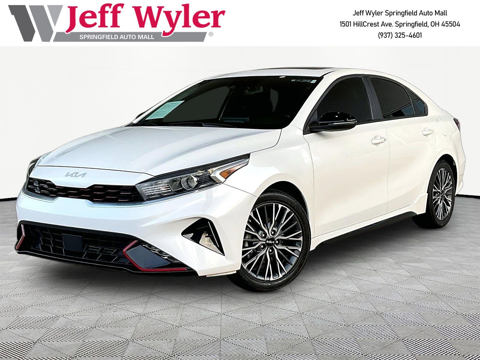 Used 2023 Kia Forte GT-Line w/ GT-Line Premium Package FWD image 1