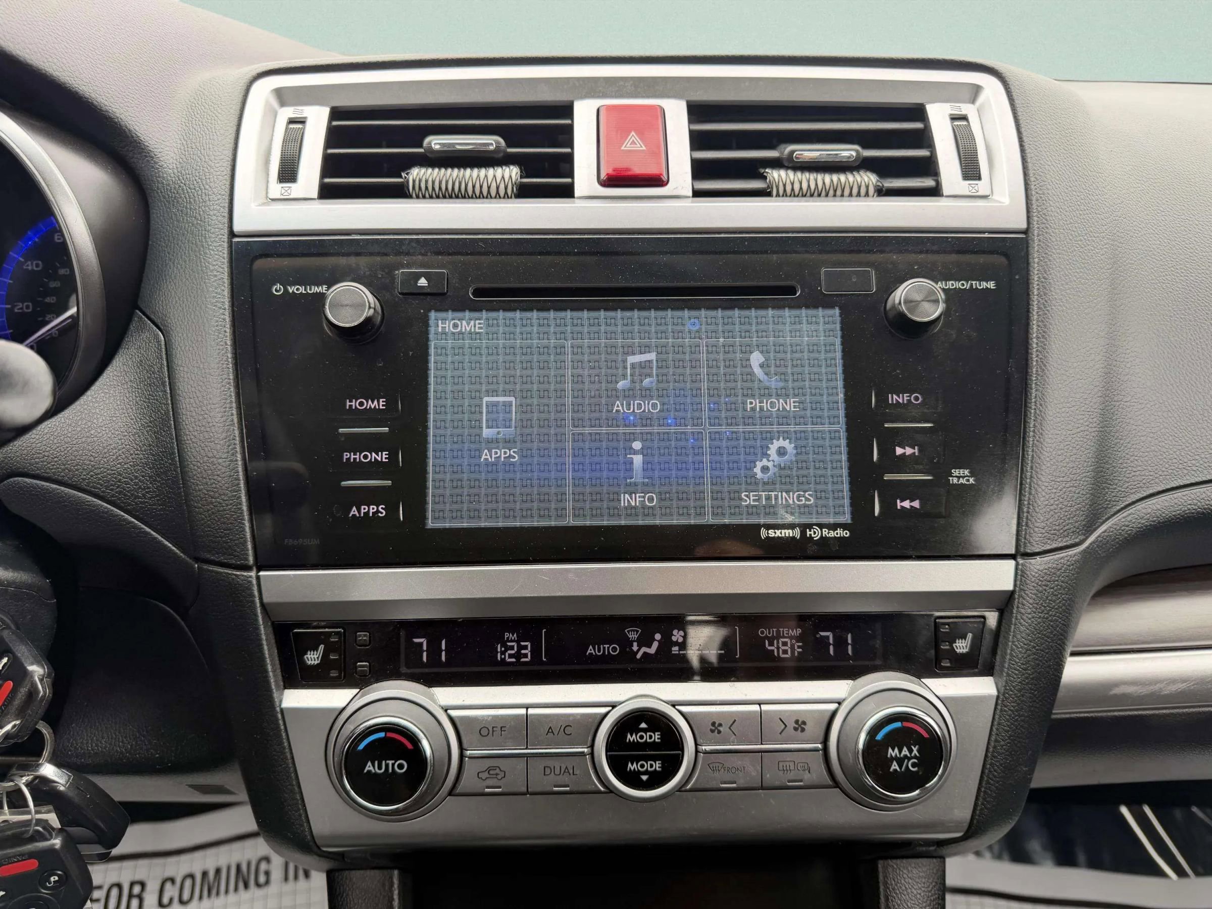 Used 2016 Subaru Legacy 2.5i Limited image 32