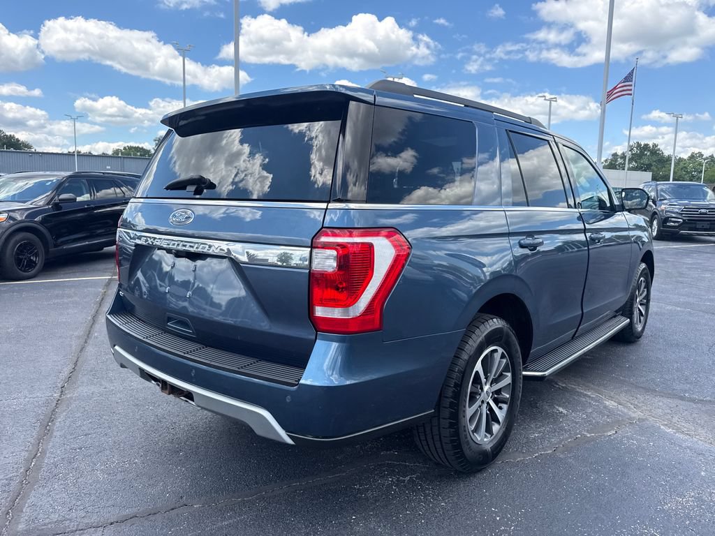 Used 2019 Ford Expedition XLT w/ Equipment Group 202A AWD/4WD image 7