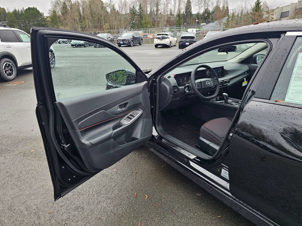 New 2026 Nissan Sentra SL w/ Floor Mat Package FWD image 16