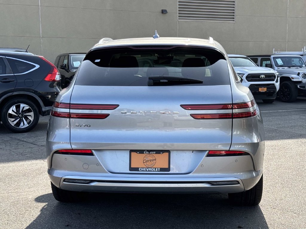 Used 2023 Genesis Electrified GV70 AWD/4WD image 4