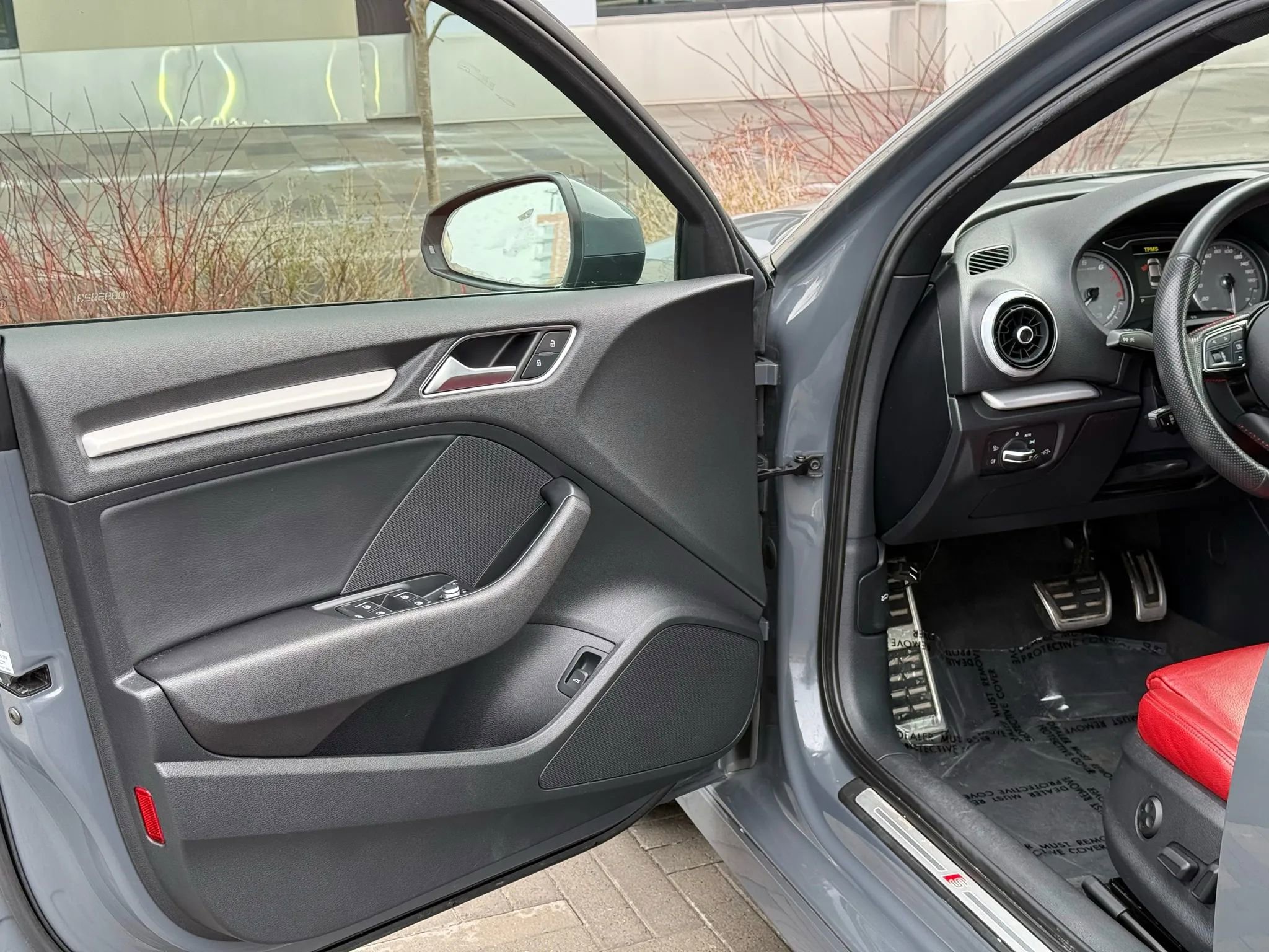 Used 2019 Audi S3 Premium Plus image 29