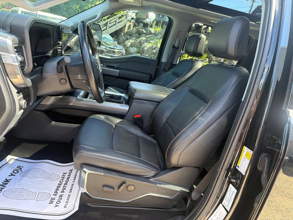 Used 2023 Ford F250 Lariat w/ Black Appearance Package AWD/4WD image 17