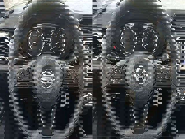 Used 2025 Nissan Versa S w/ Trunk Package image 12