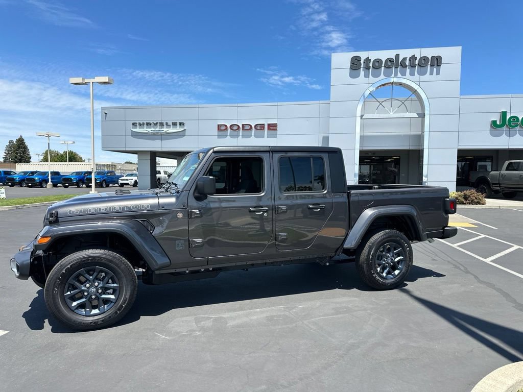 New 2026 Jeep Gladiator Mojave AWD/4WD image 2