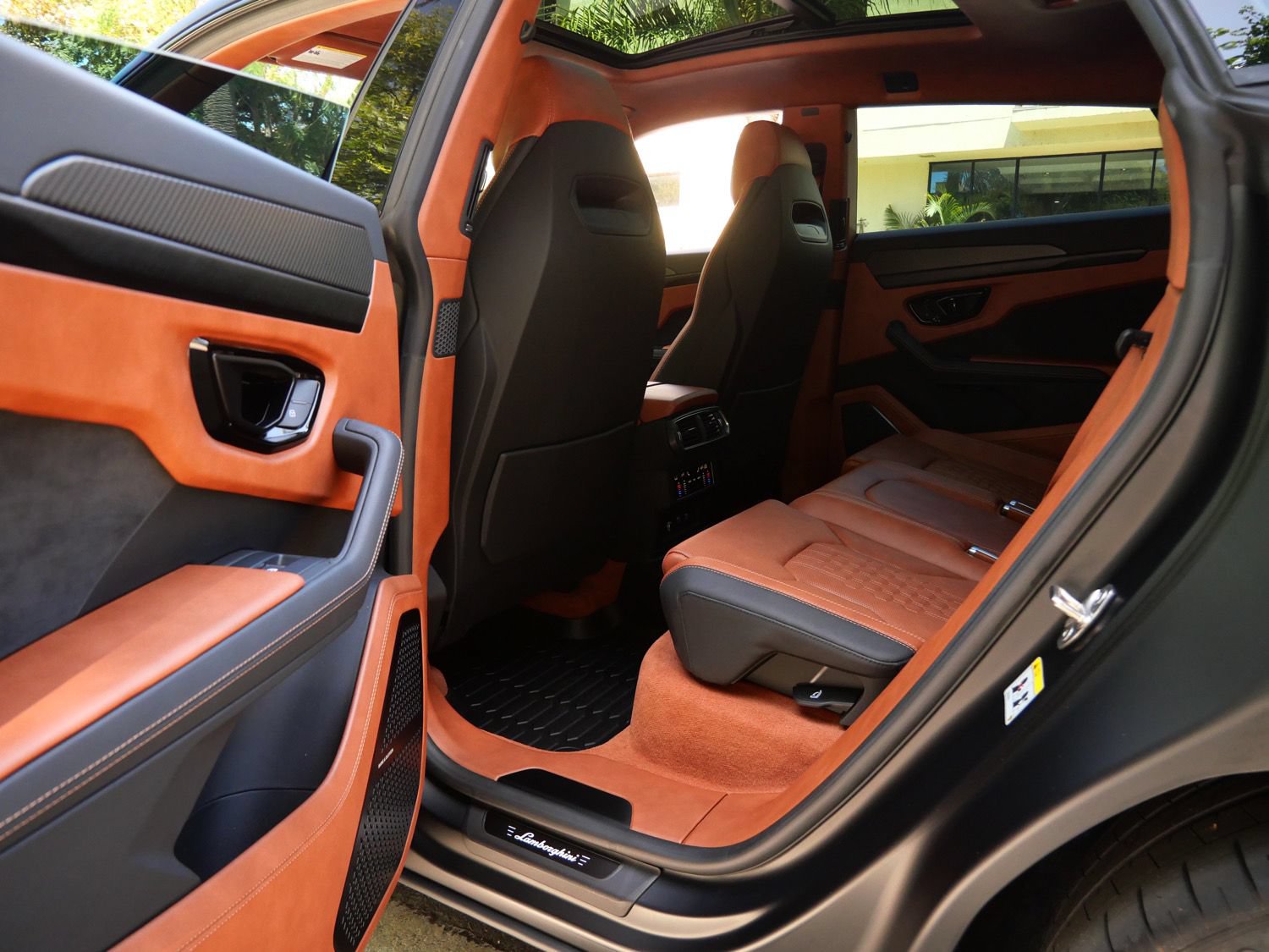 Used 2023 Lamborghini Urus S AWD/4WD image 22