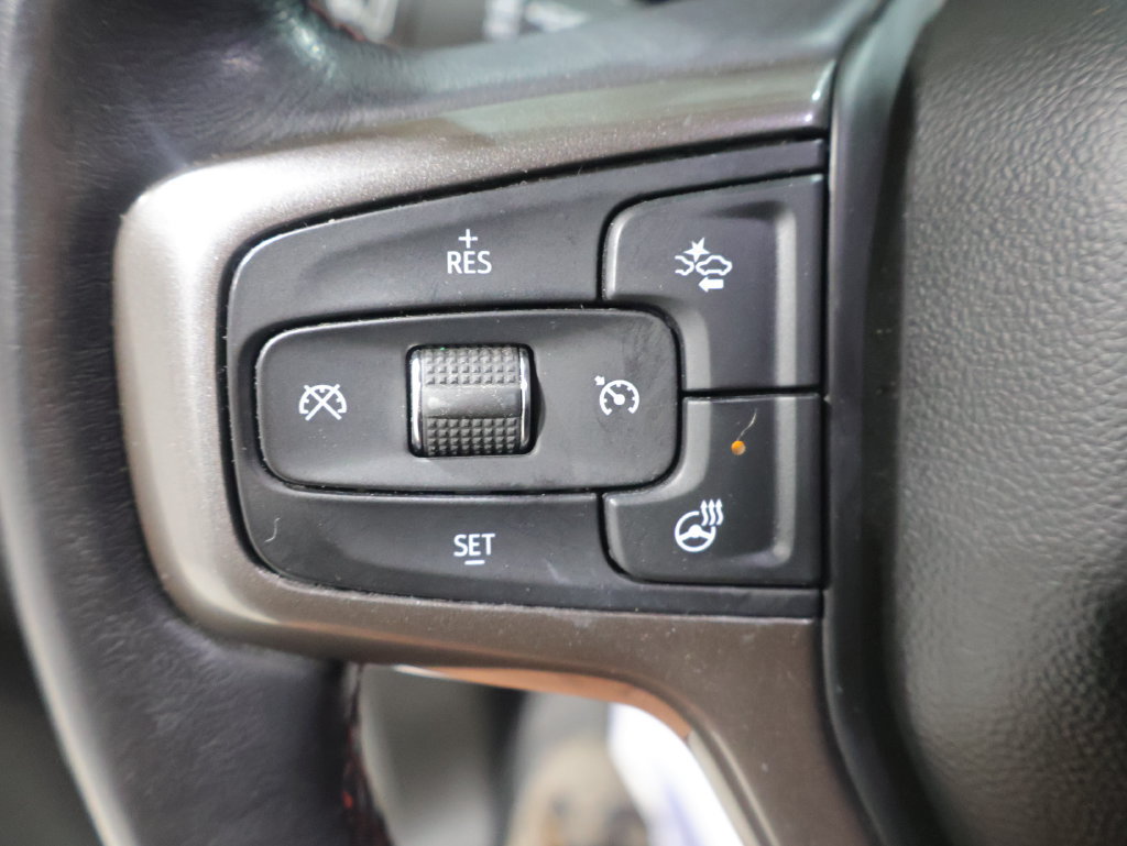 Used 2022 Chevrolet Suburban RST w/ Luxury Package AWD/4WD image 37
