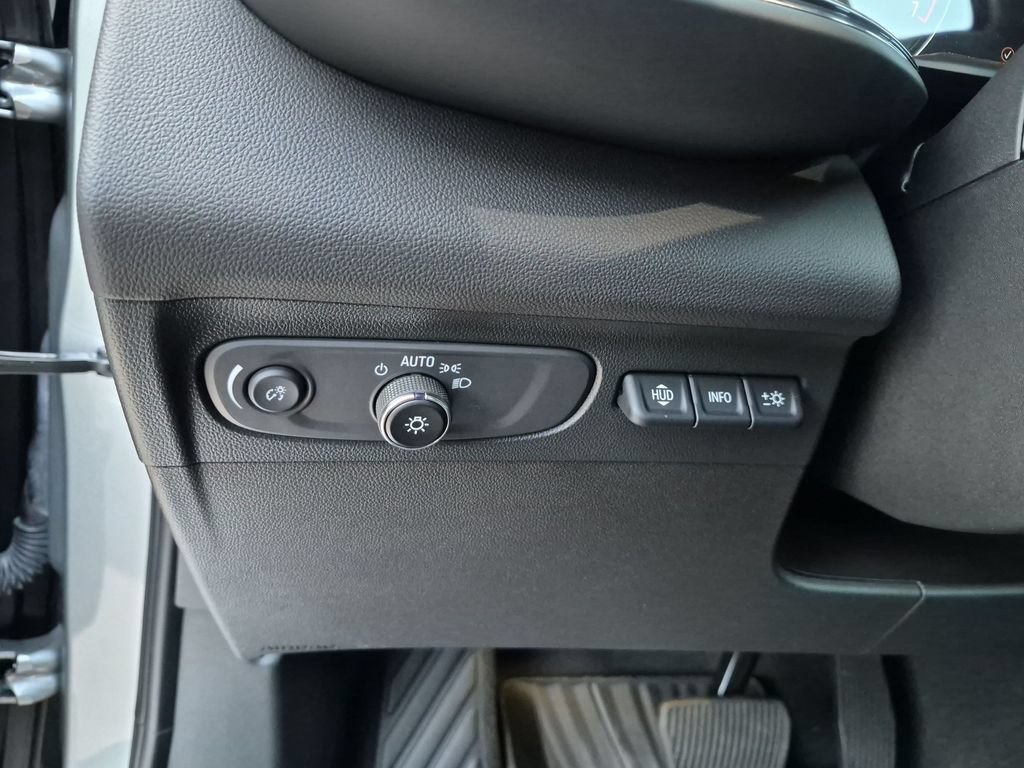 Certified 2023 Buick Envision Avenir AWD/4WD image 24