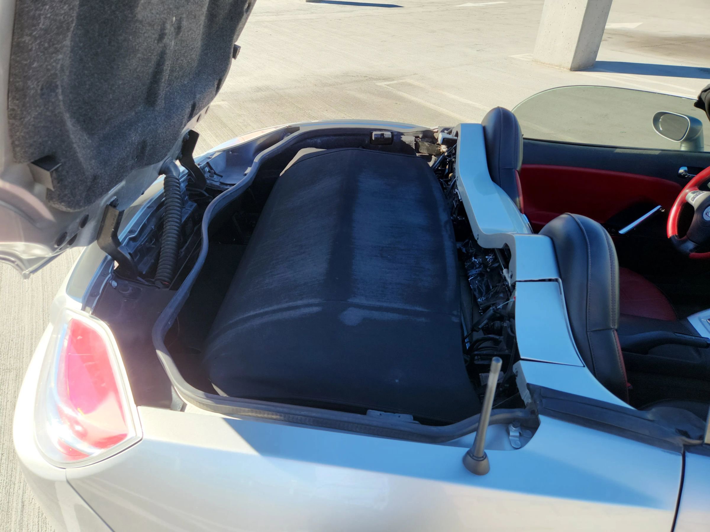 Used 2008 Saturn Sky Red Line image 13