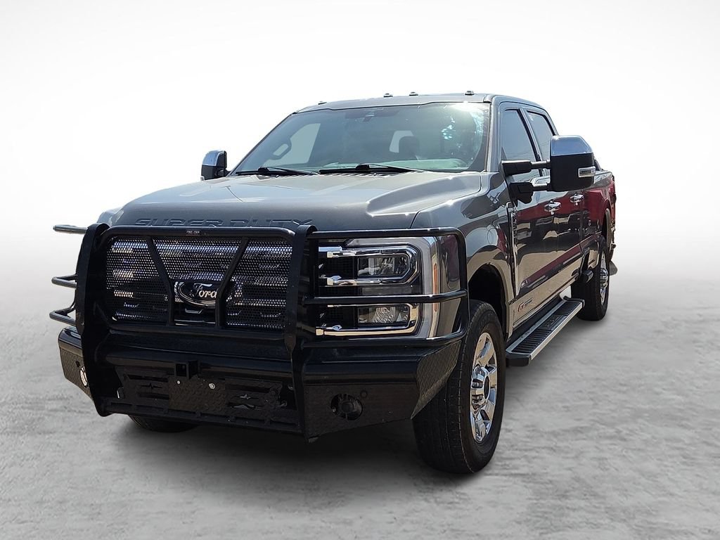 Used 2023 Ford F350 Lariat w/ Chrome Package AWD/4WD image 4