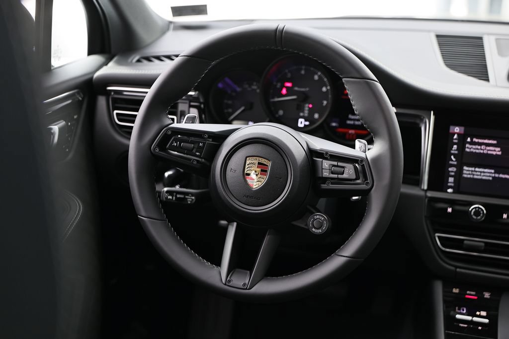 New 2026 Porsche Macan Turbo AWD/4WD image 30