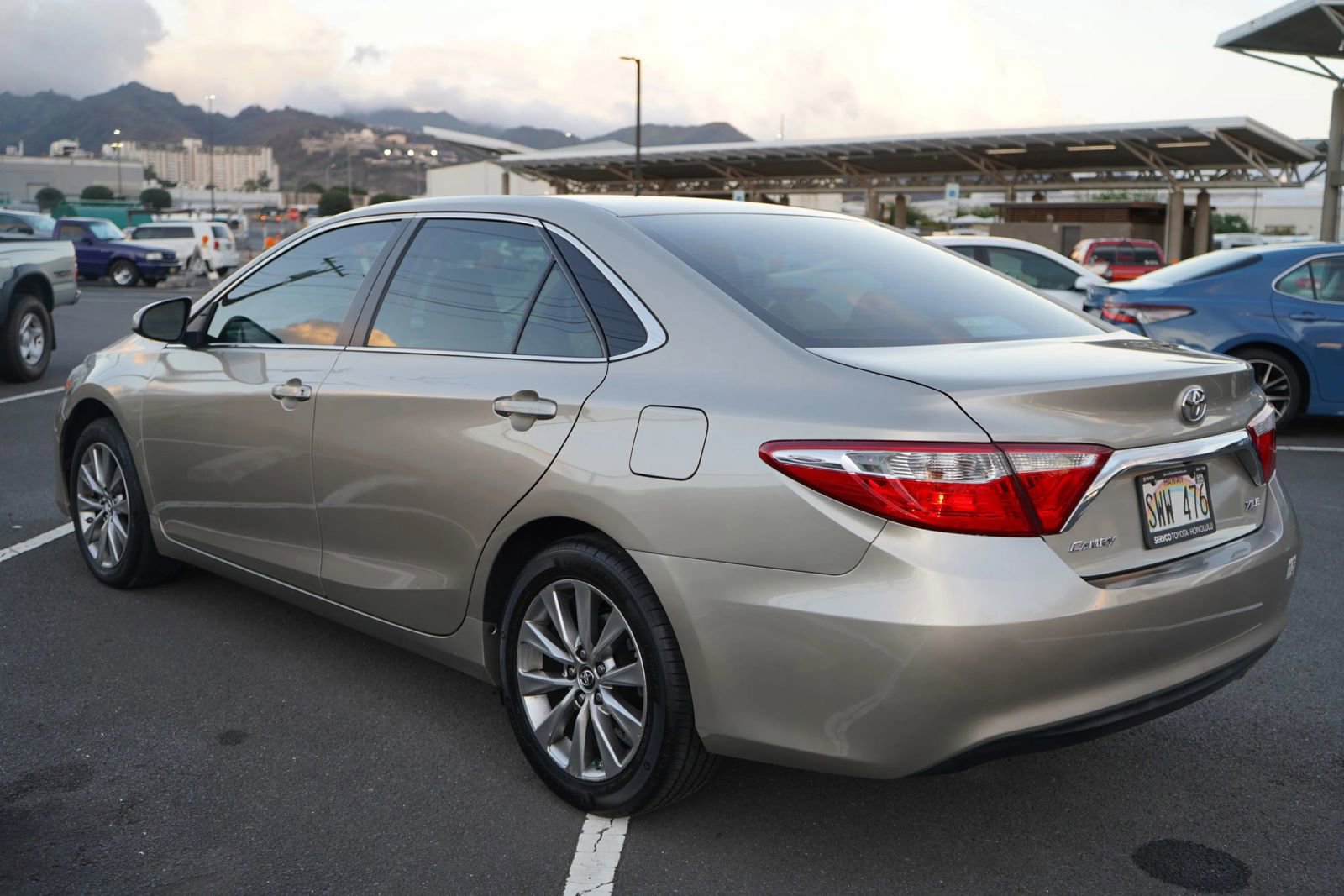 Used 2016 Toyota Camry XLE image 24