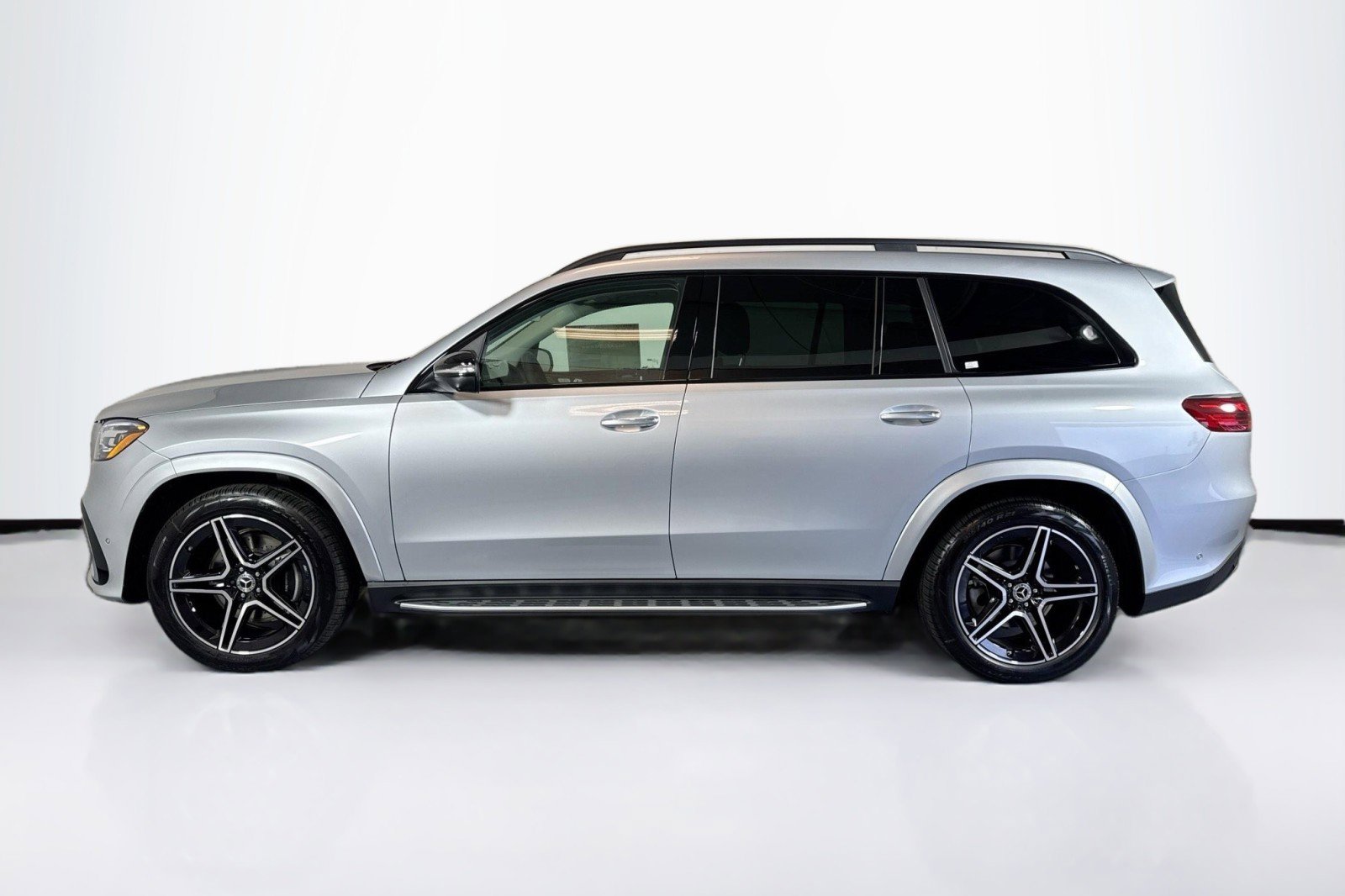 New 2026 Mercedes-Benz GLS 450 4MATIC image 8