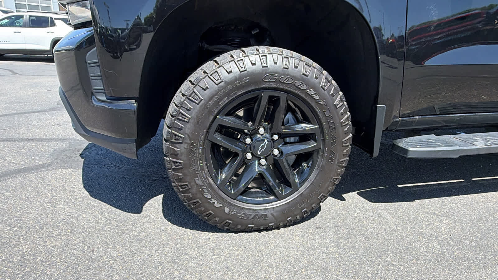 Used 2021 Chevrolet Silverado 1500 LT Trail Boss AWD/4WD image 9