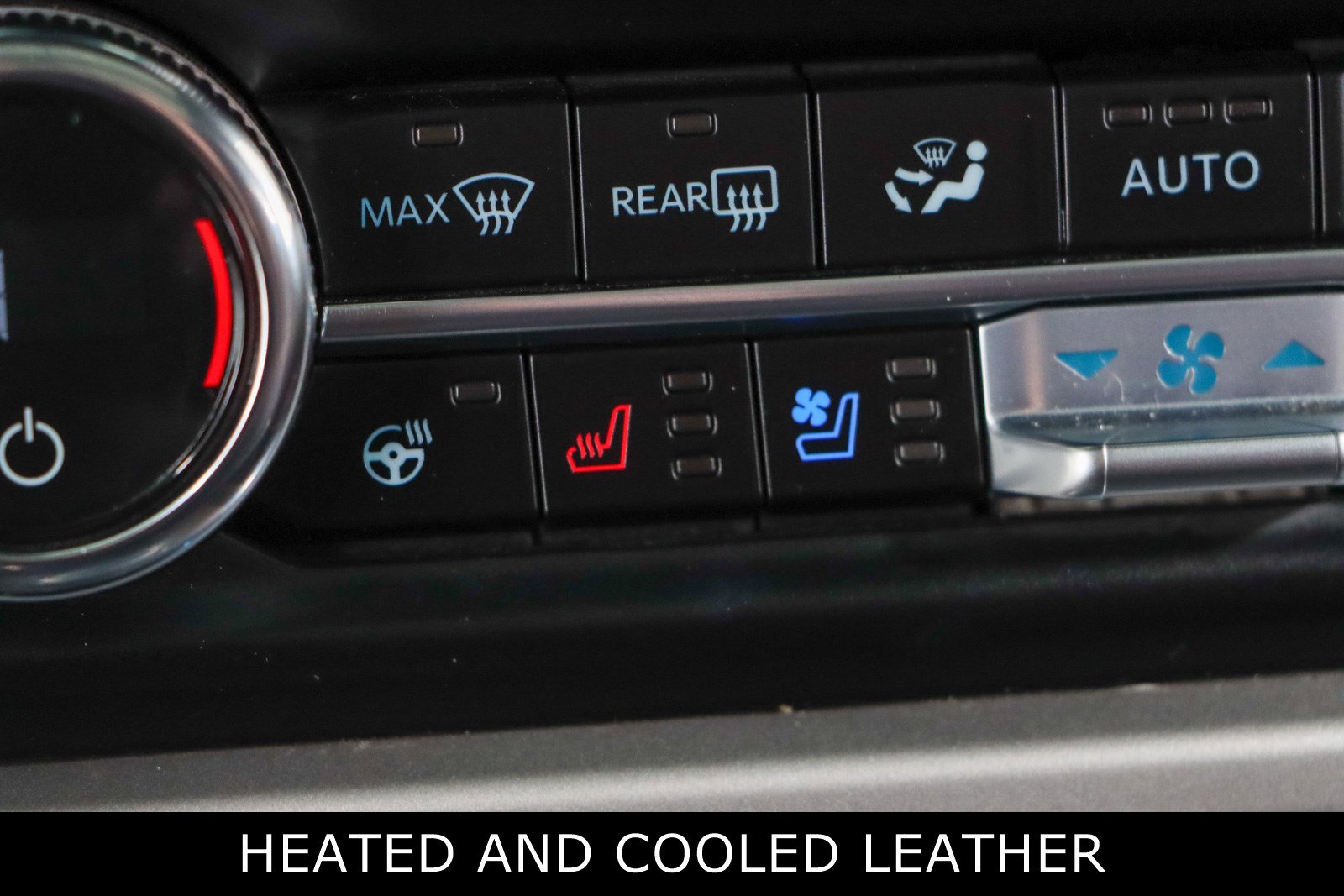 Used 2023 Ford Expedition Limited image 22