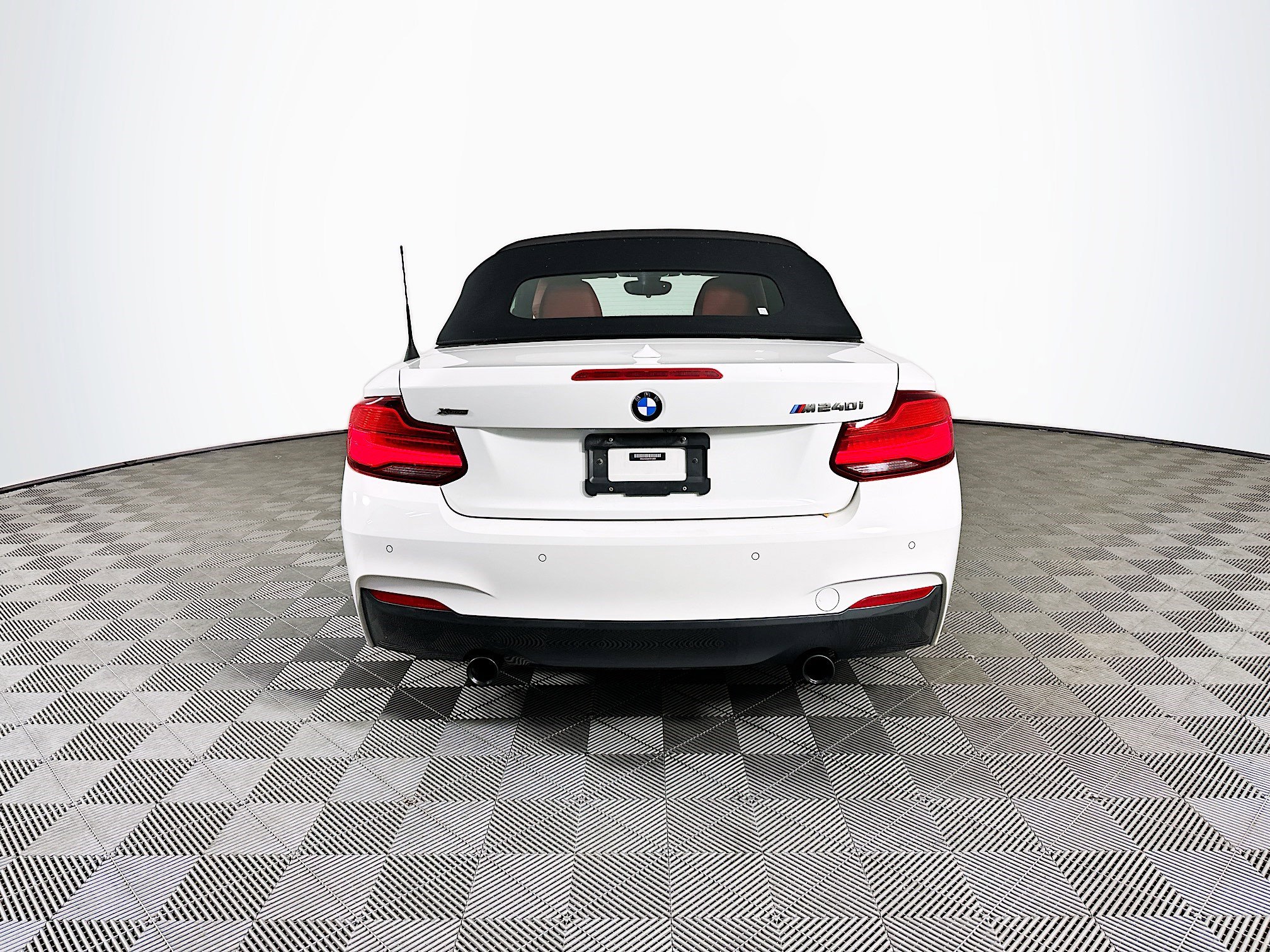 Used 2019 BMW M240i xDrive Convertible w/ Premium Package image 29
