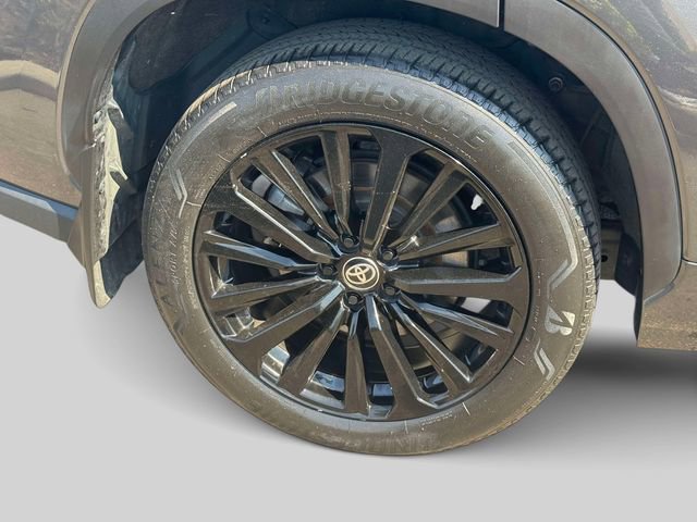 Used 2023 Toyota Highlander XSE AWD/4WD image 8