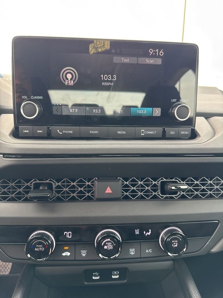 Used 2025 Honda Accord LX image 17