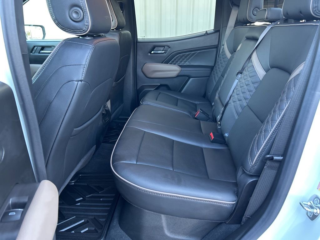 Certified 2025 GMC Canyon Denali image 20