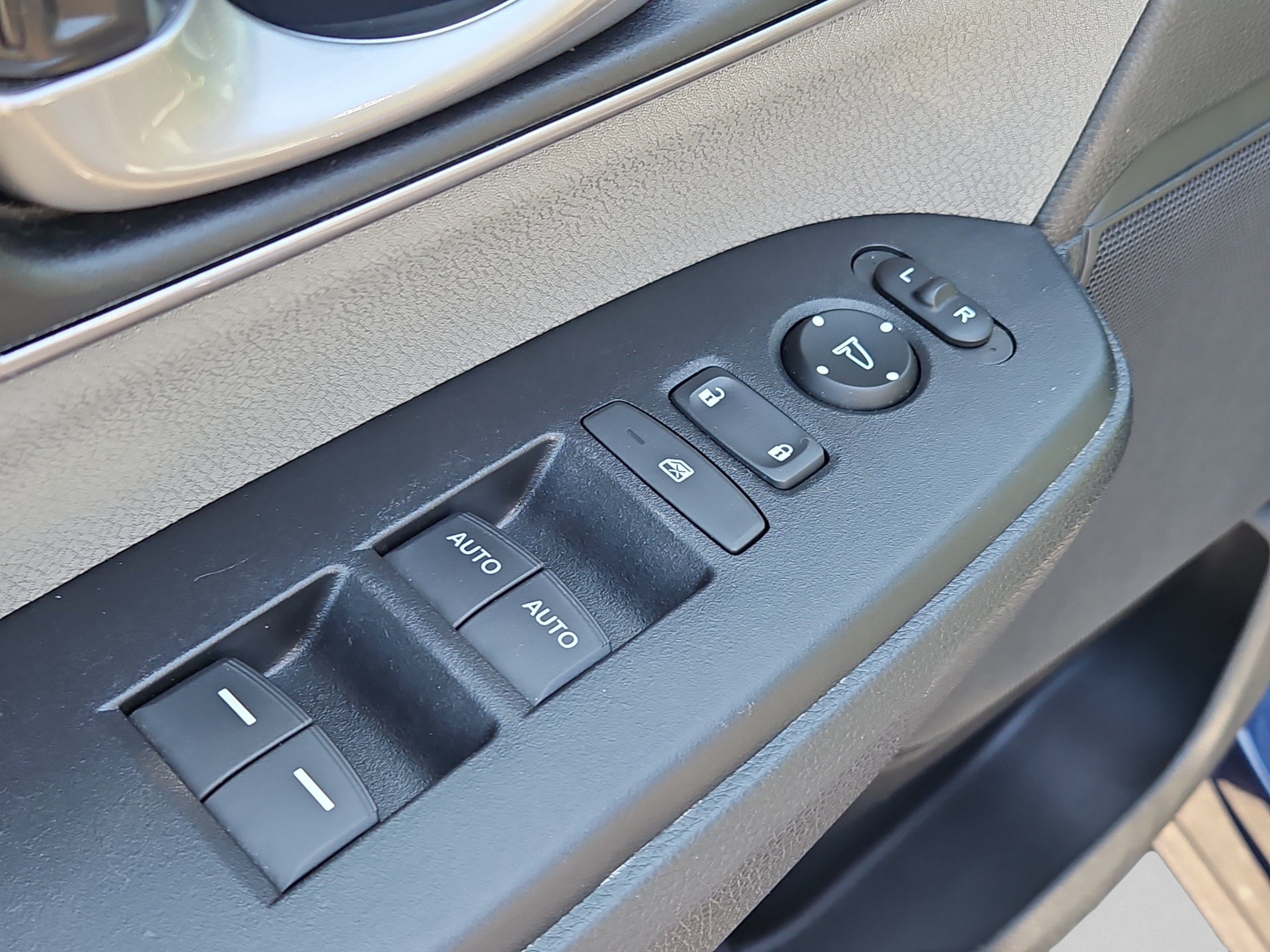 Certified 2018 Honda CR-V EX image 19