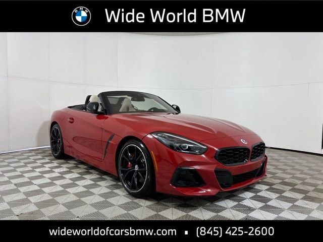 Used 2023 BMW Z4 M40i w/ Premium Package image 1