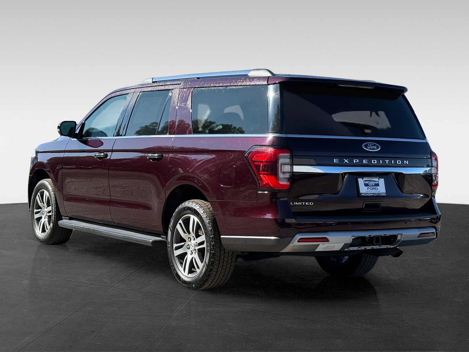 Used 2024 Ford Expedition Max Limited AWD/4WD image 7
