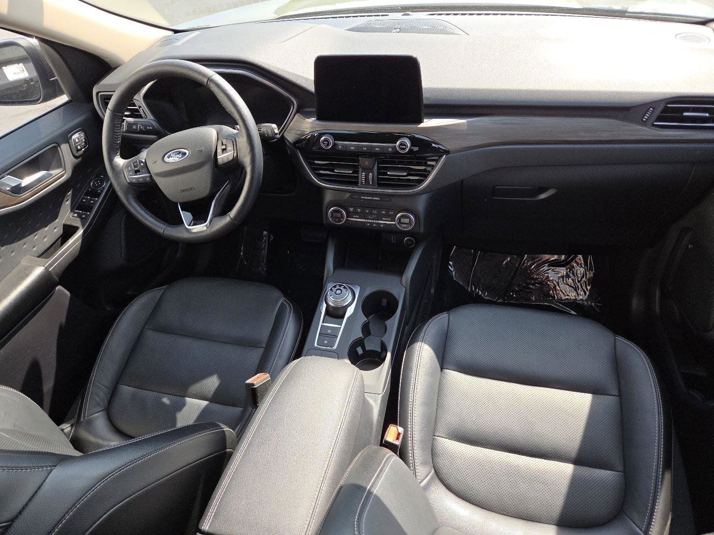 Used 2020 Ford Escape Titanium AWD/4WD image 19
