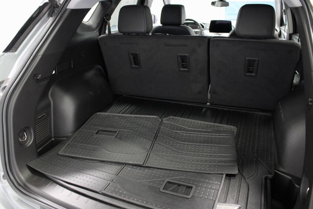 Used 2024 Chevrolet Blazer LT w/ LPO, Floor Liner Package FWD image 13