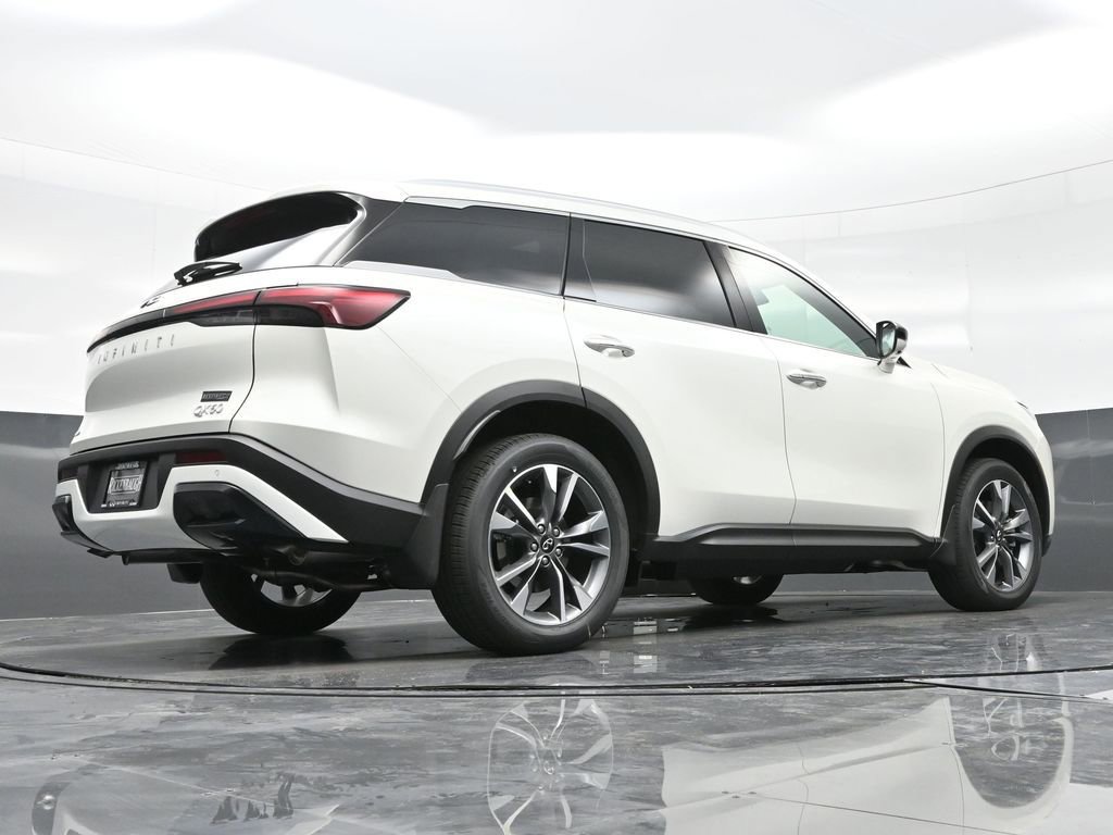 Used 2025 INFINITI QX60 Luxe w/ Vision Package AWD/4WD image 32